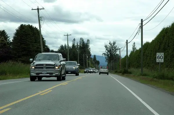 yellow road lines