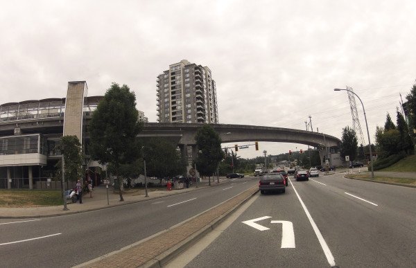 turn signal in left turn lane 