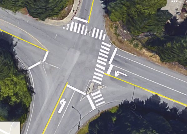 Caulfield Exit 4-Way-Stop Intersection West Vancouver